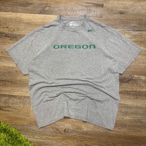 Oregon University T shirt